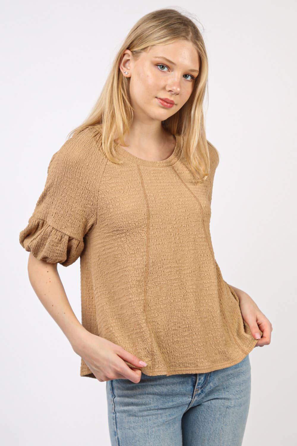 Half Puff Sleeve Crinkle Knit Top
