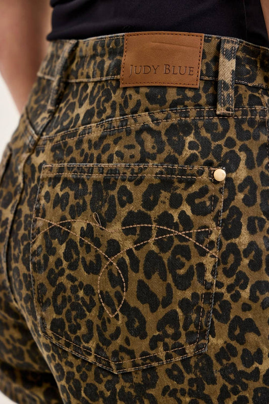 HW R.M. Cut Off Leopard Print Short