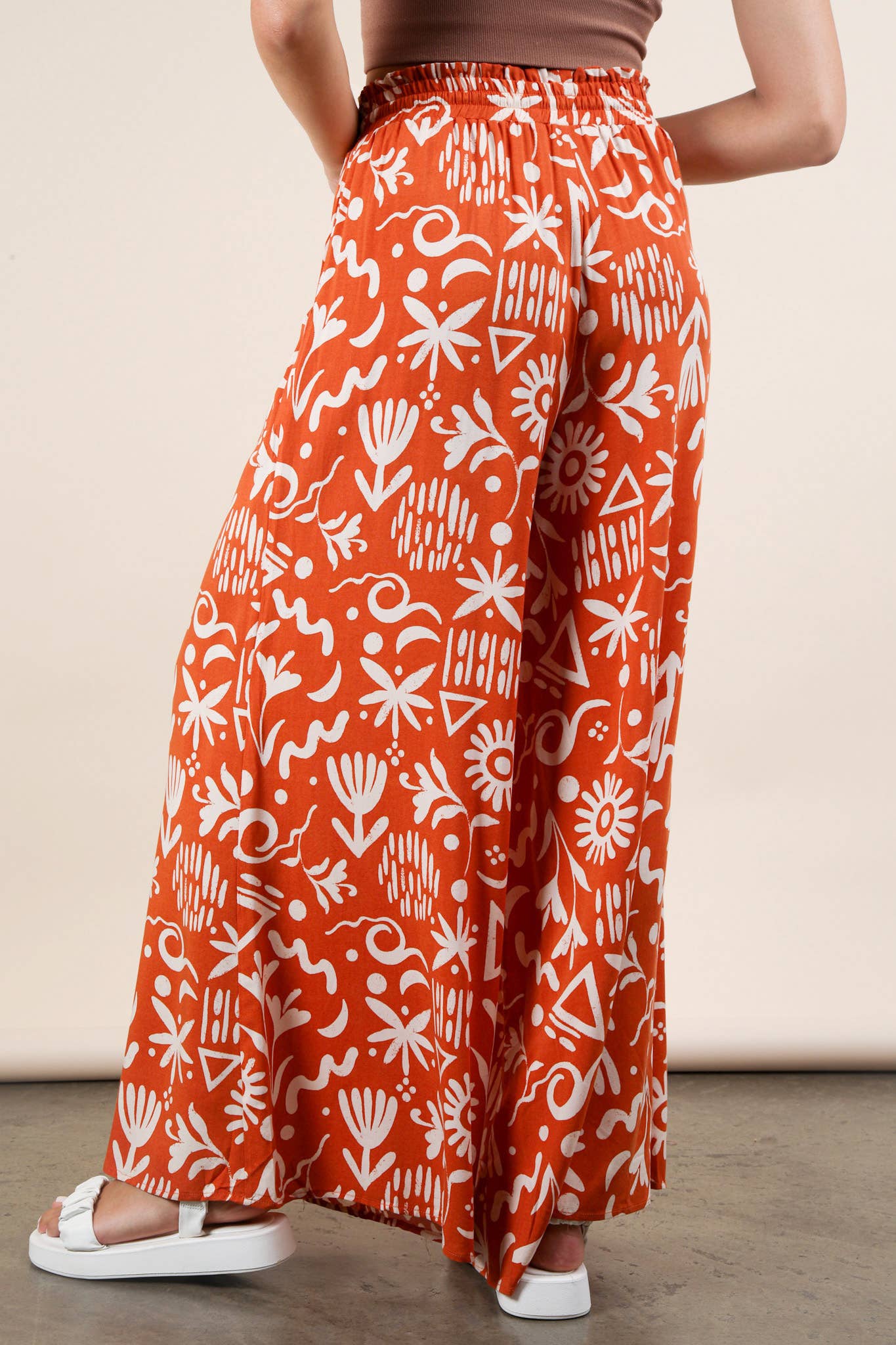 Chloe Printed Wide Leg Long Pants