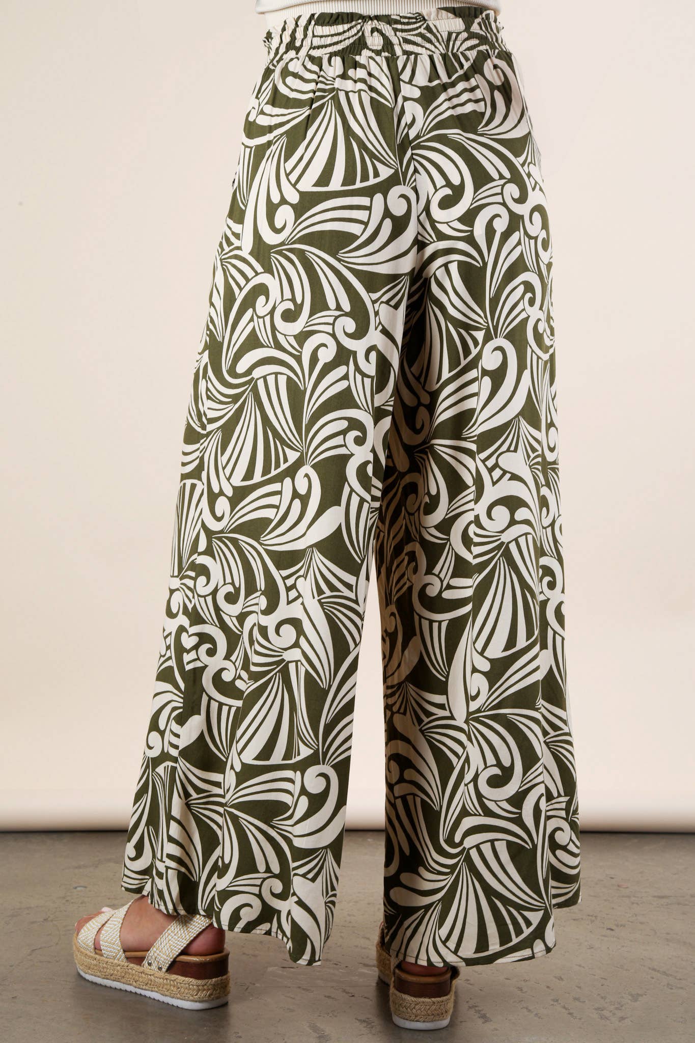 Chloe Printed Wide Leg Long Pants
