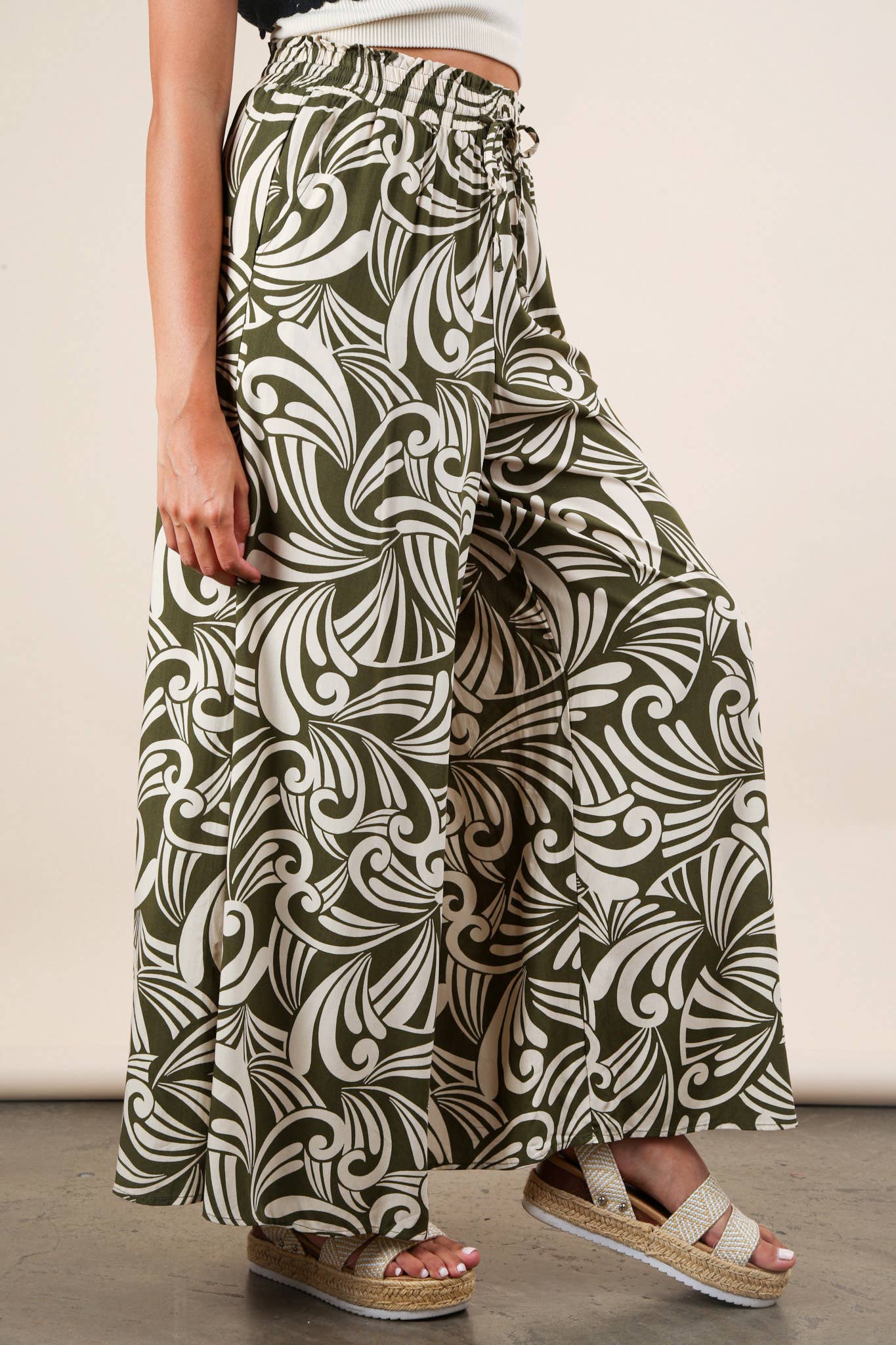 Chloe Printed Wide Leg Long Pants