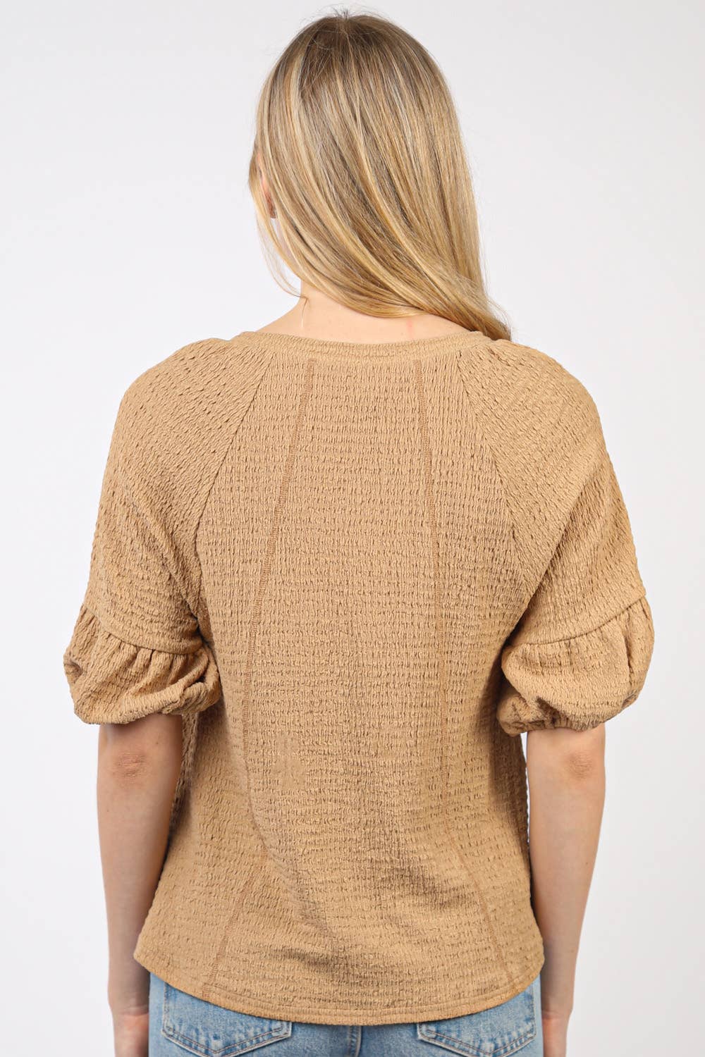 Half Puff Sleeve Crinkle Knit Top