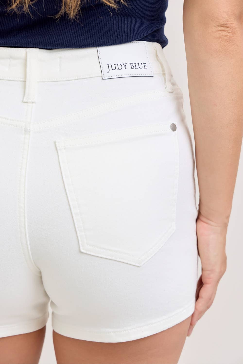 HW Slim Short - White