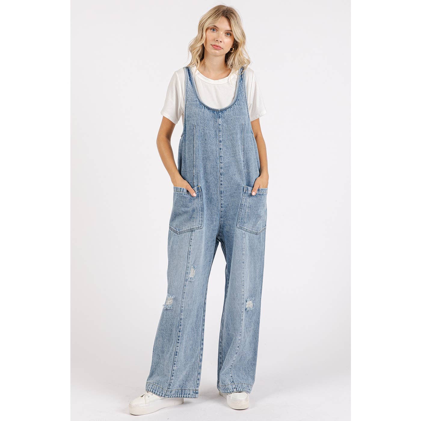 WASHED DENIM RELAXED FIT SLEEVELESS JUMPSUIT