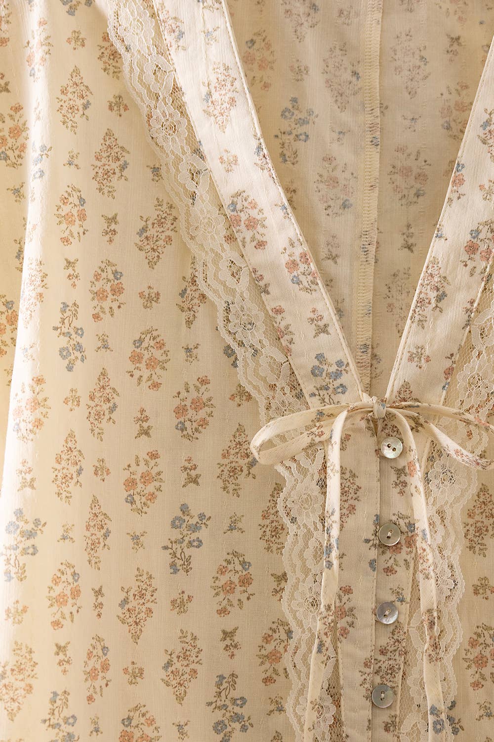 Floral Lace Tie Blouse