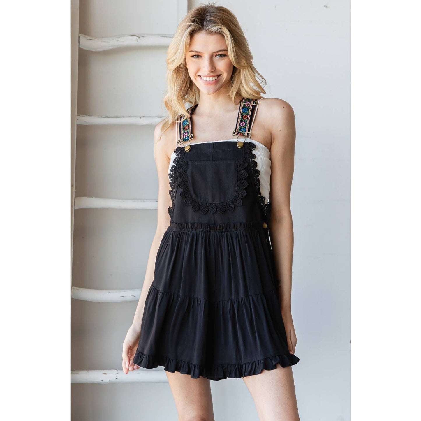 EMBROIDERY OVERALL ROMPER