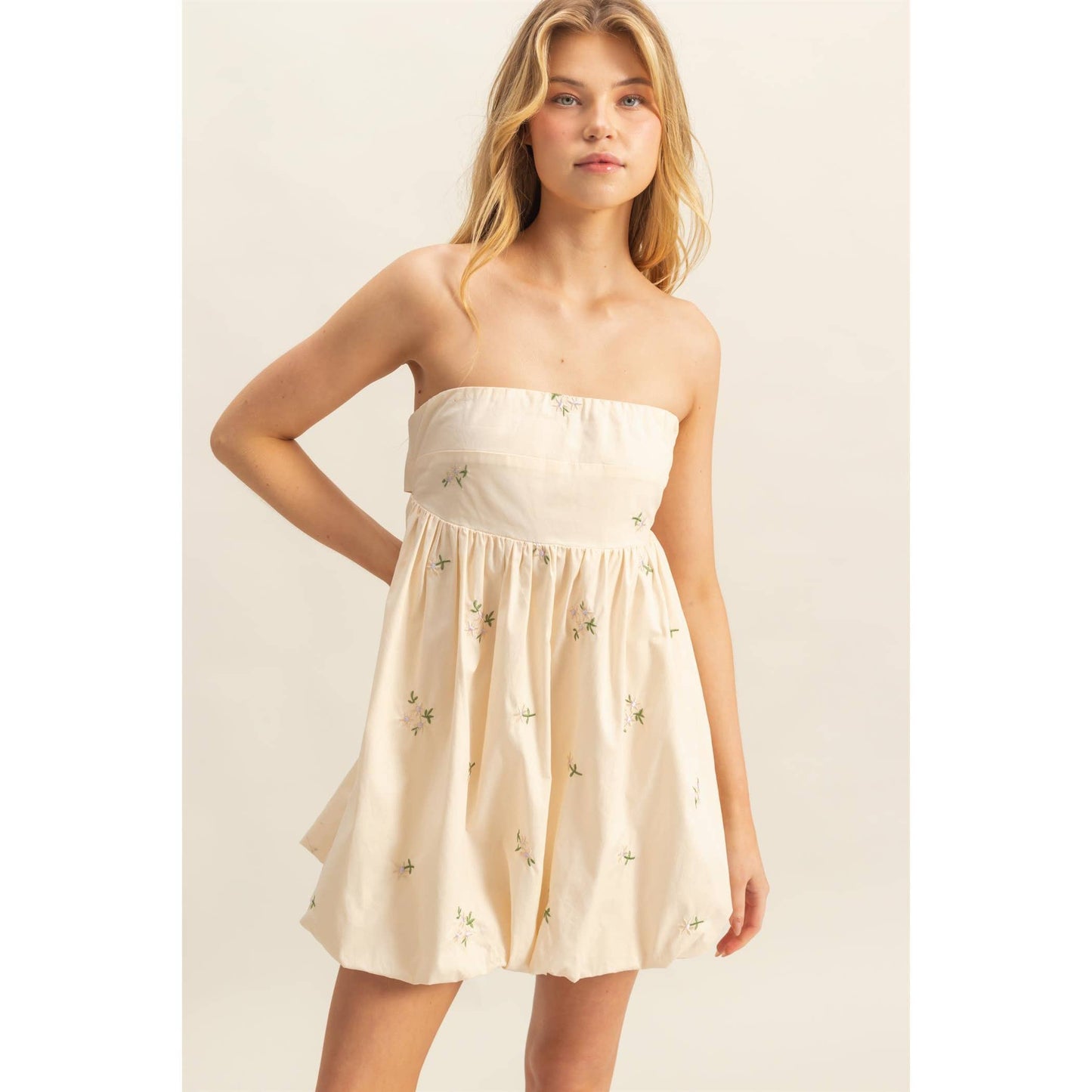 Embroidery Strapless Bubble Hem Dress