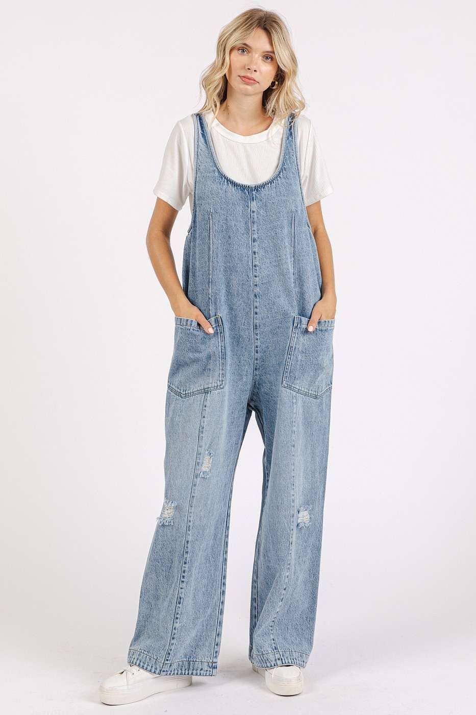 WASHED DENIM RELAXED FIT SLEEVELESS JUMPSUIT